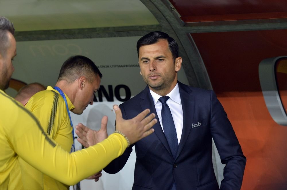 Dica, OUT de la FCSB intr-o saptamana?! Cine este strainul care ii poate lua locul, diseara de la ora 19.40 la stirile din Sport de la Pro TV!