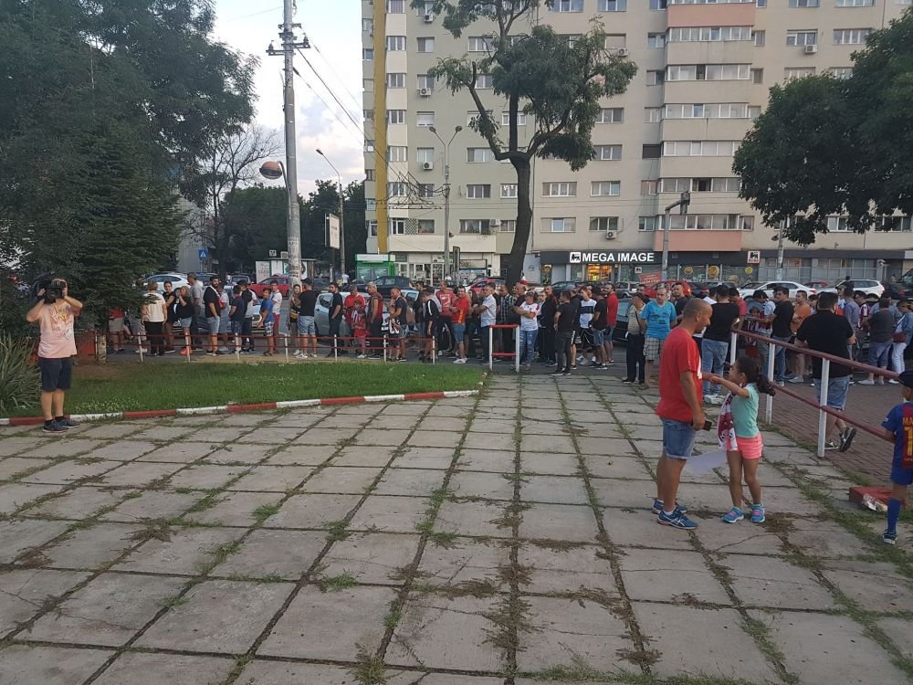 DINAMO 2-1 VOLUNTARI | GOOOOL Sorescu la primul meci pentru Dinamo! Voluntari a ratat INCREDIBIL in minutul 90! AICI sunt fazele meciului_4