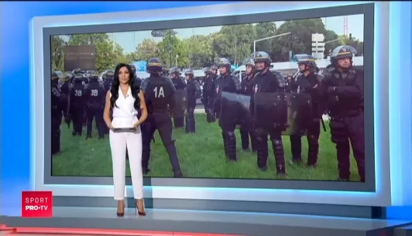 VIDEO Cum se antreneaza jandarmii romani pentru intalnirile cu huliganii de la fotbal! Exercitiu organizat pe stadion