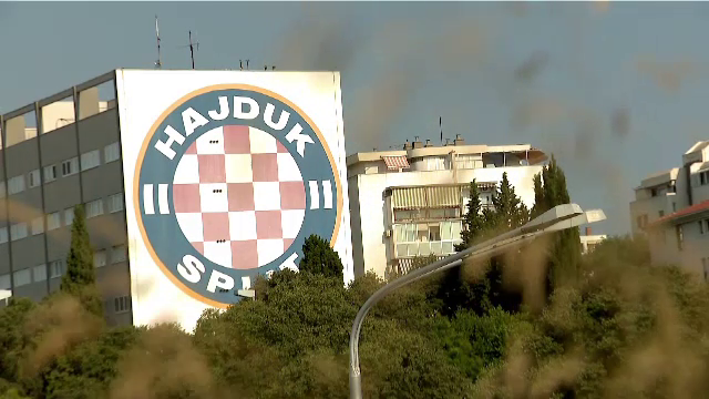 HAJDUK - FCSB ESTE JOI IN DIRECT LA PRO TV | Cel mai vechi grup de ULTRASI ii asteapta pe stelisti! Vestea proasta primita de echipa lui Dica