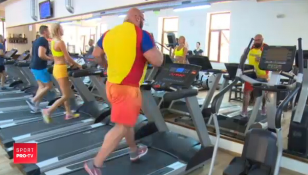 N-am vrut sa demolez sala! E prima oara cand fac asta! Sandu Lungu s-a urcat in premiera pe banda de alergat! Ce s-a intamplat dupa