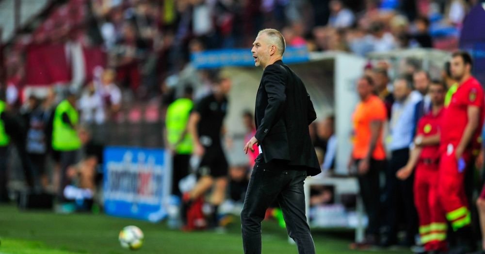Sageti ale lui Edi Iordanescu catre CFR Cluj: Am refuzat o oferta uriasa pentru ei! Cu presedintele n-am vorbit deloc cat am fost acolo! Dan Petrescu, si el vizat