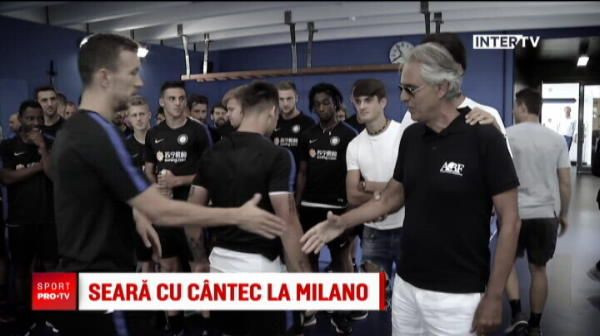 Preferatul lui Halep a dat concert in cantonamentul lui Inter! I-a emotionat pana la lacrimi pe jucatori | VIDEO