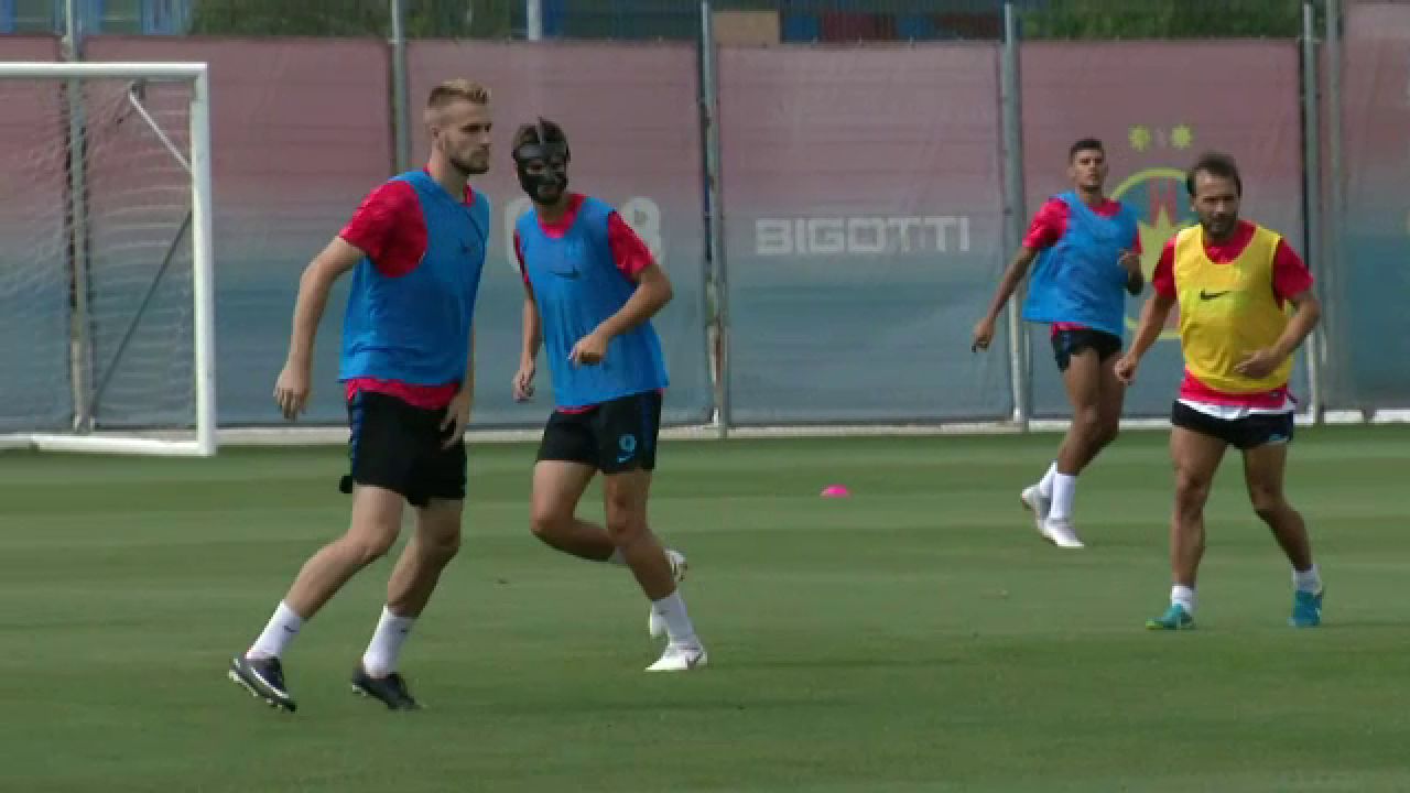 Primele imagini cu Alexandru Stan in tricoul FCSB-ului:
