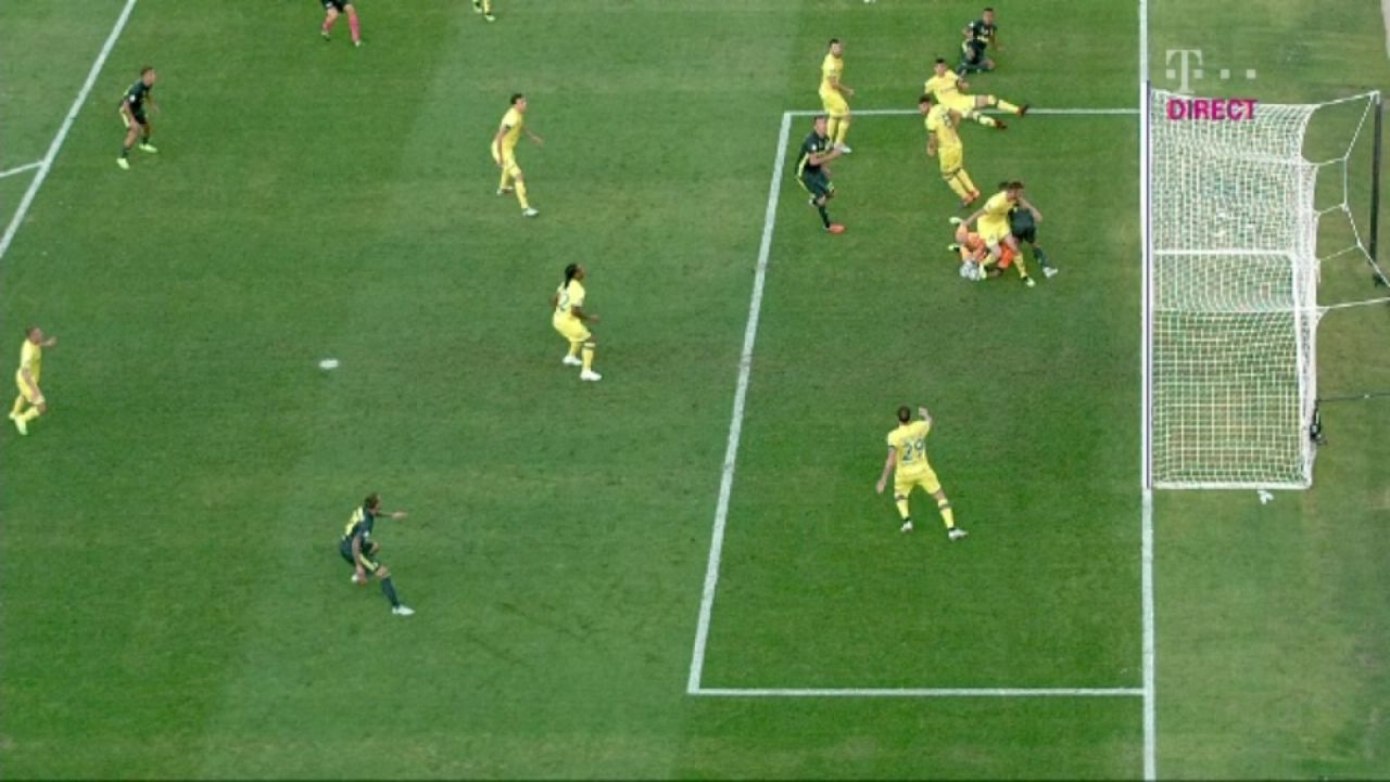 PRIMUL MECI AL LUI RONALDO LA JUVENTUS | GOL anulat Juventus in minutul 90 pentru un fault facut de Ronaldo, apoi Bernardeschi inscrie in prelungiri!!! Final NEBUN la Verona_3