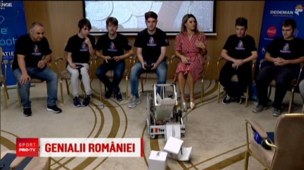O sa ne ia cateva zile sa ne dam seama ce am realizat! 6 elevi romani geniali au devenit campioni mondiali la robotica