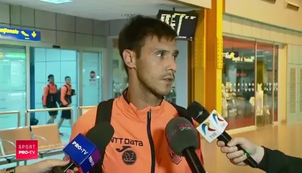 VIDEO | Intalnire de gradul ZERO! Sanmartean si Dorin Goian, dezvaluiri pline de sinceritate la Suceava: M-am dat accidentat la pauza! &nbsp;