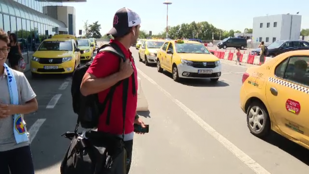 Coada la taxiuri! 