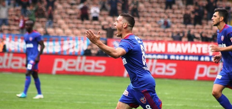 Surpriza URIASA! Toata lumea il dadea somer, dar Torje va juca in echipa cu fostul galactic Robinho. Cu cine a semnat