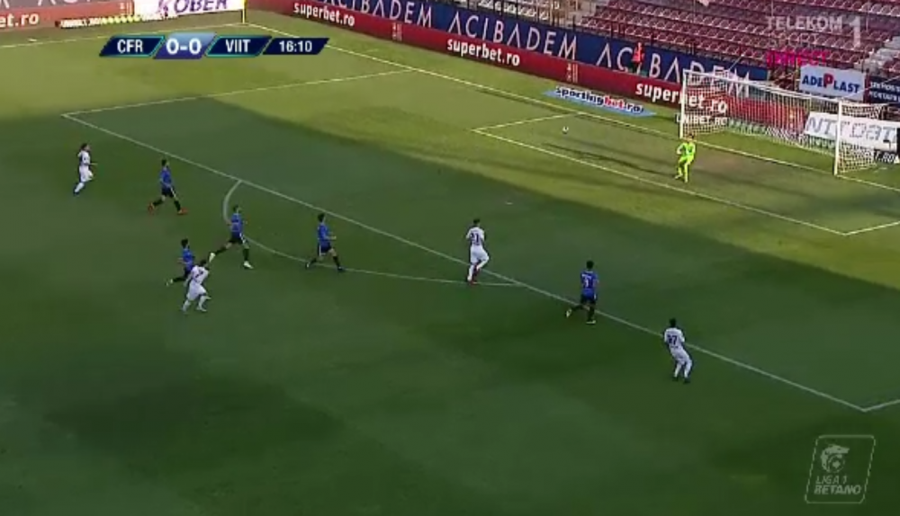 CFR CLUJ 1-2 VIITORUL | Vodut reuseste golul campionatului cu o executie SUBERBA de la mijlocul terenului! Hagi marcheaza din penalty!_2