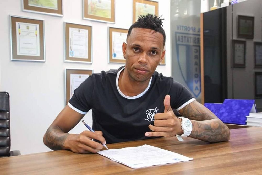 Unul dintre copiii Baniei a revenit acasa! Transfer de ULTIMA ORA la Craiova! Ce jucator a primit Mangia
