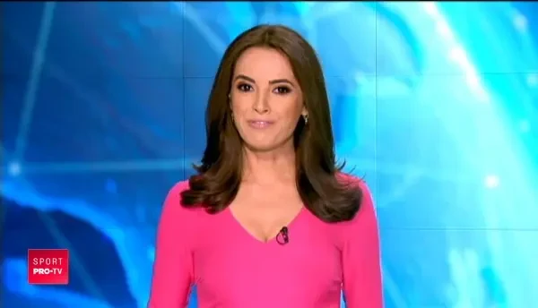 O romanca, numita Ministru al Sportului in Franta! Cine este Roxana Maracineanu, fosta medaliata la Jocurile Olimpice