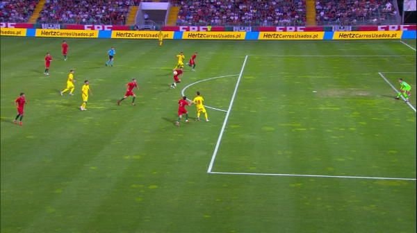 PORTUGALIA U21 - ROMANIA U21 1-2 | CE MECI, CE NEBUNIE! DRAMATISM TOTAL in Portugalia: Radu apara penalty in MINUTUL 90+9, Romania a jucat in 9 oameni | VIDEO_4