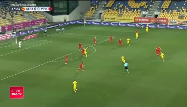 Romania - Muntenegru | Mitrita are si el o sansa de 1-0, dar mingea cade pe plasa