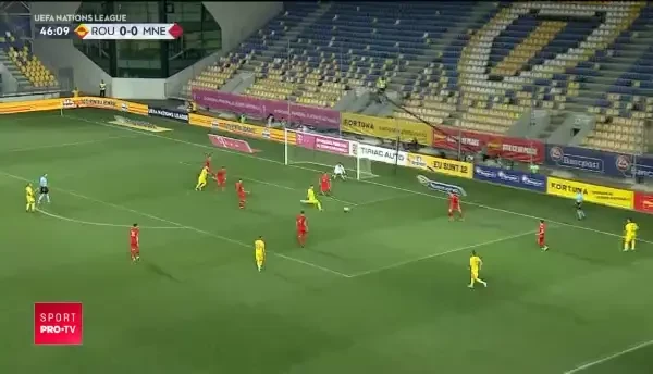 Romania - Muntenegru | Keseru are cea mai mare ocazie de gol a meciului