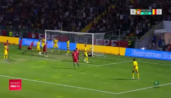 Portugalia reuseste sa inscrie dupa o gafa incredibila in apararea lui Radoi