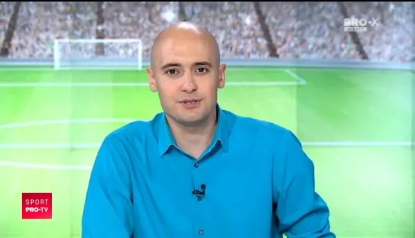 FOC si EXPLOZII: nebunie pe Anfield! Mii de oameni au incalcat ORICE regula si s-au dus la stadion! Politistii, DISPERATI pe strazi la petrecerea de titlu a lui Liverpool! Super-imagini!_18