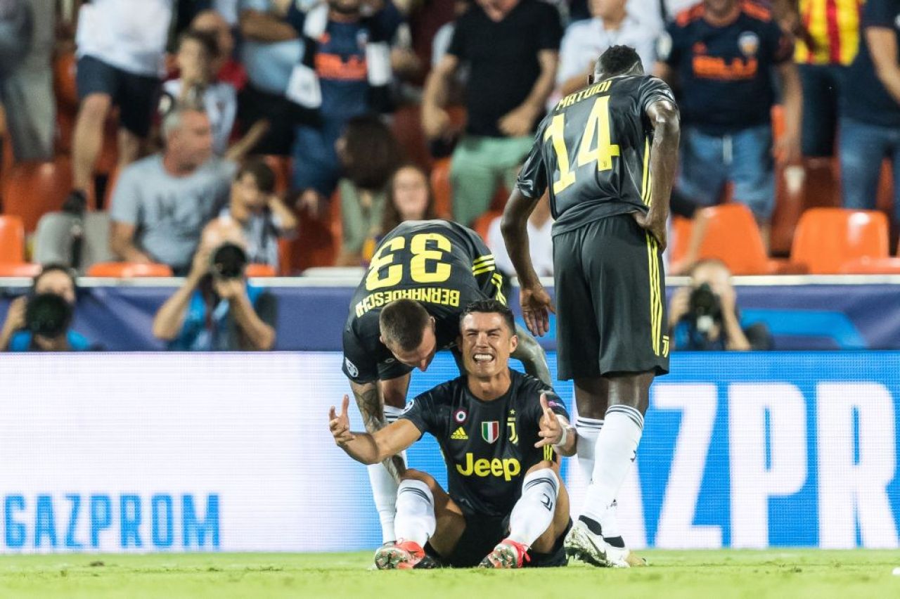 SOC TOTAL la debutul lui Cristiano Ronaldo in UCL pentru Juventus! A primit ROSU DIRECT si a iesit de pe teren in lacrimi! Ce s-a intamplat_7