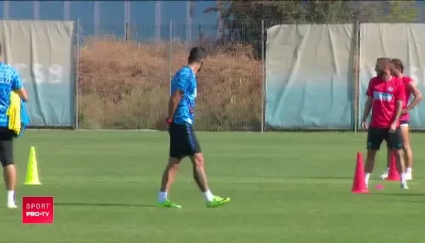 Daca nu dau de la 3-0 in sus, or sa aiba scandal mare cu mine . Becali isi avertizeaza jucatorii inaintea meciului cu Dunarea Calarasi