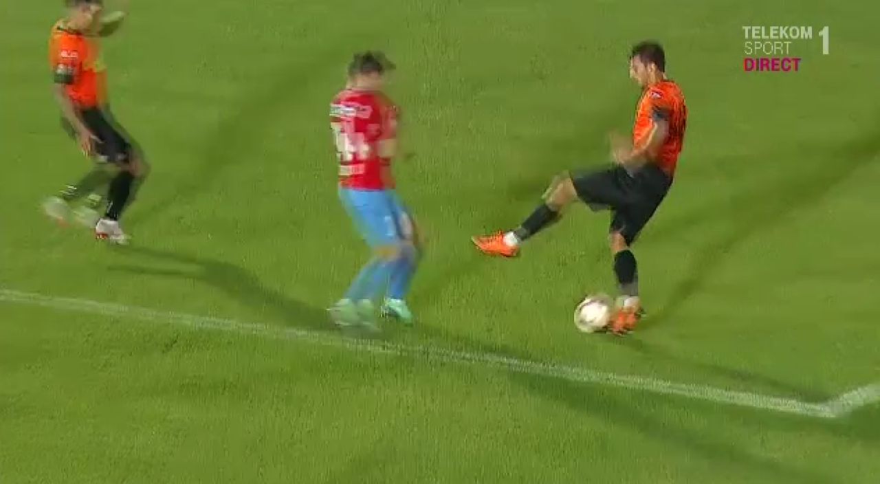 FCSB, din nou pe primul loc: 2-0 cu Dunarea Calarasi! Apararea Dunarii, comica la goluri_7
