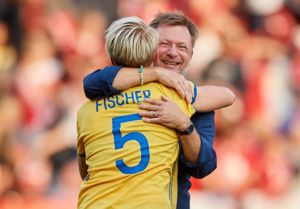 E capitan la Wolfsburg, joaca in nationala Suediei, si recunoaste ca e gay: 