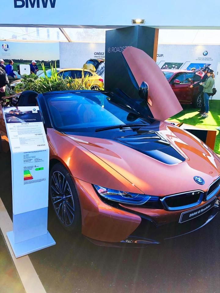 Opulenta maxima la magazinul de suveniruri de la cel mai tare turneu de golf al lumii! Ce poti sa iti cumperi daca ai marunt 50.000 € :)_6