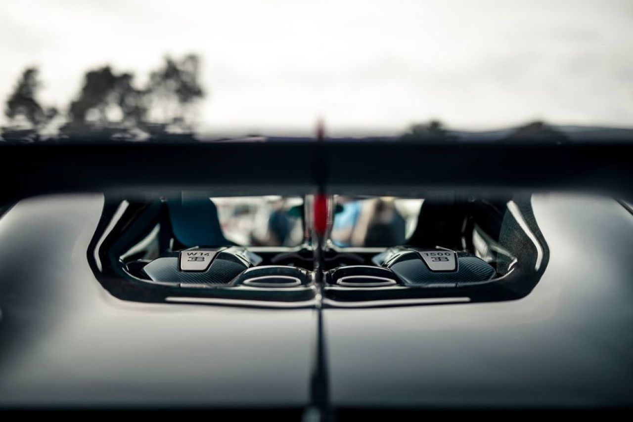 Cum arata noul Bugatti Divo de 5 mil.euro! Nici macar Cristiano Ronaldo nu poate sa cumpere unul! Are 1500 de cai si e SOLD OUT deja! FOTO_1