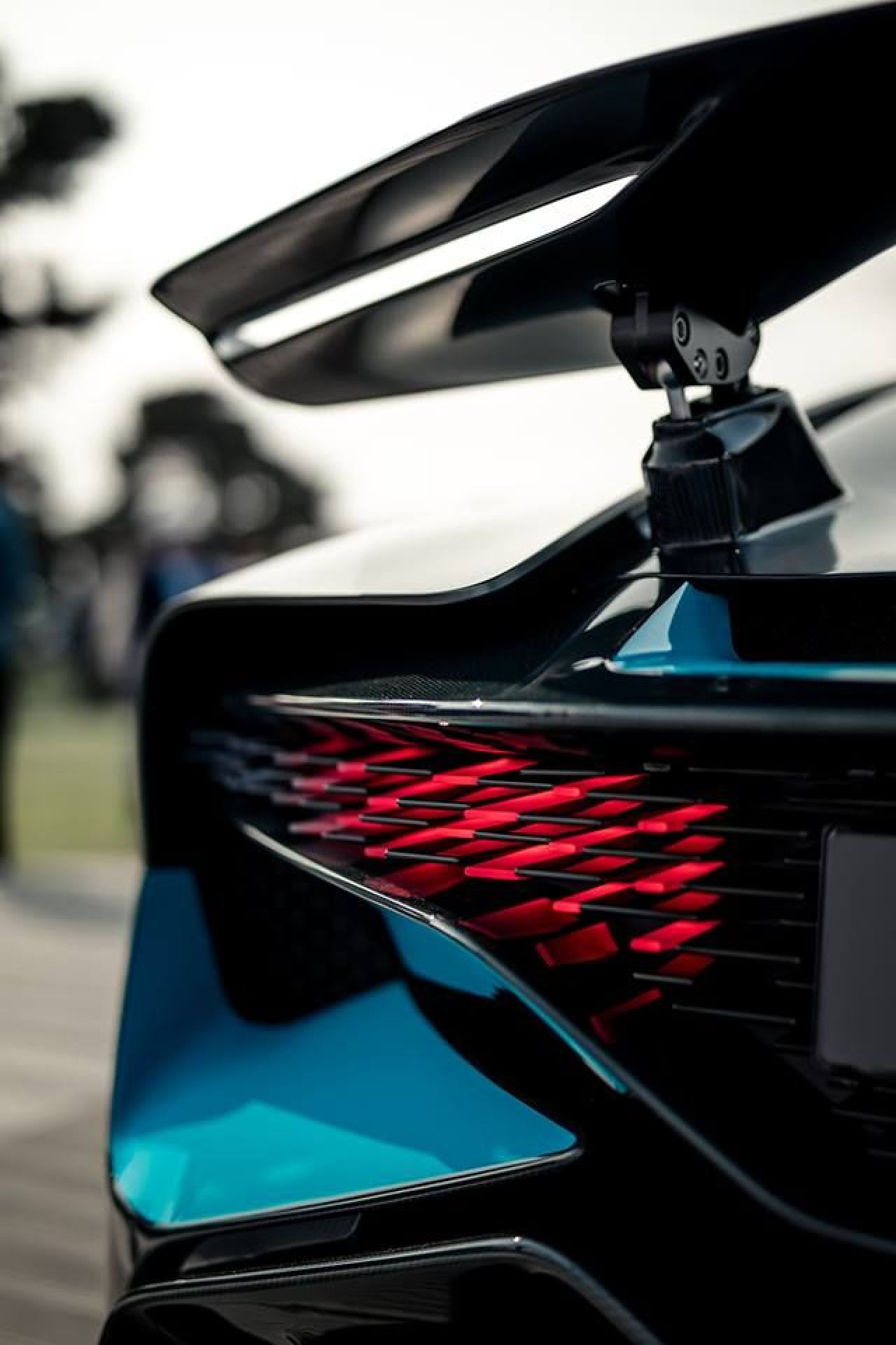 Cum arata noul Bugatti Divo de 5 mil.euro! Nici macar Cristiano Ronaldo nu poate sa cumpere unul! Are 1500 de cai si e SOLD OUT deja! FOTO_5