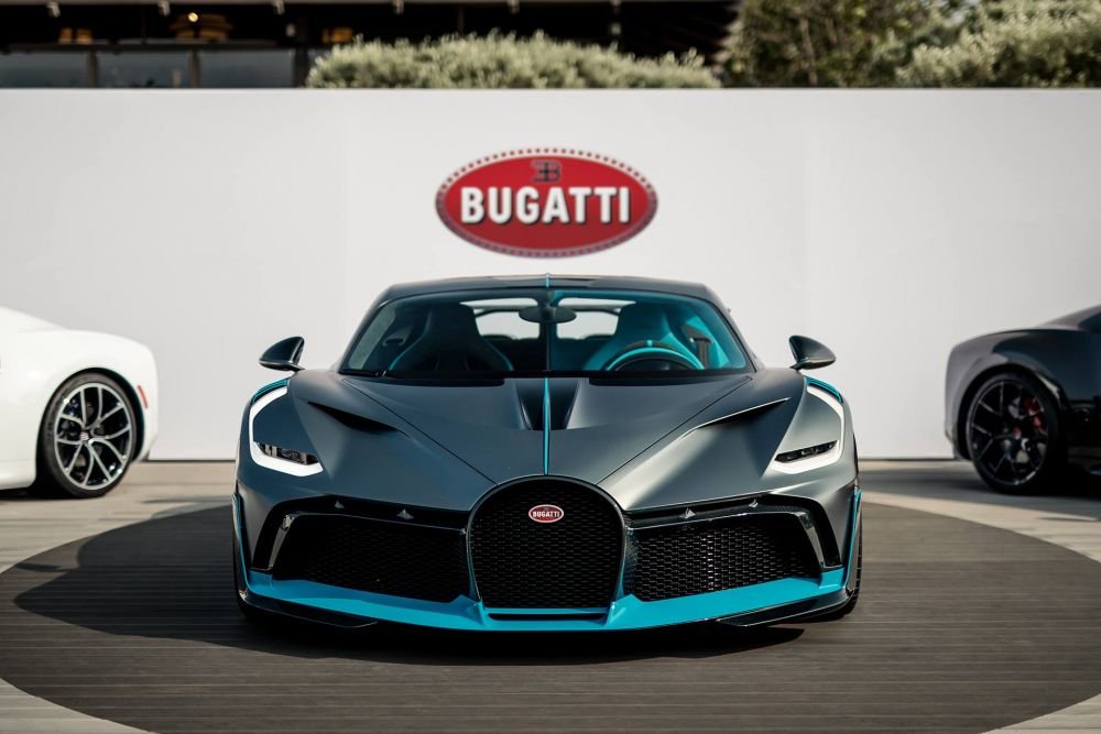 Cum arata noul Bugatti Divo de 5 mil.euro! Nici macar Cristiano Ronaldo nu poate sa cumpere unul! Are 1500 de cai si e SOLD OUT deja! FOTO_11