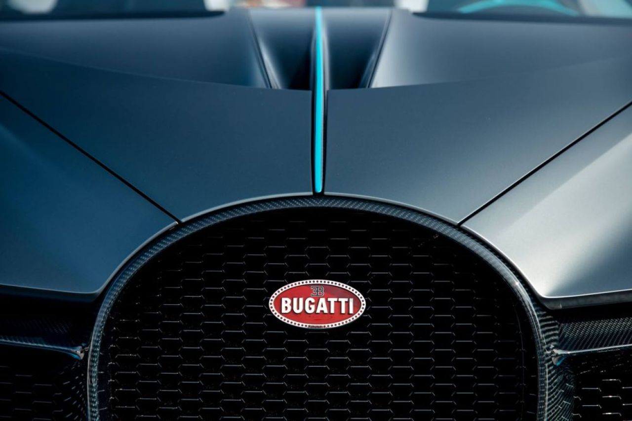Cum arata noul Bugatti Divo de 5 mil.euro! Nici macar Cristiano Ronaldo nu poate sa cumpere unul! Are 1500 de cai si e SOLD OUT deja! FOTO_12