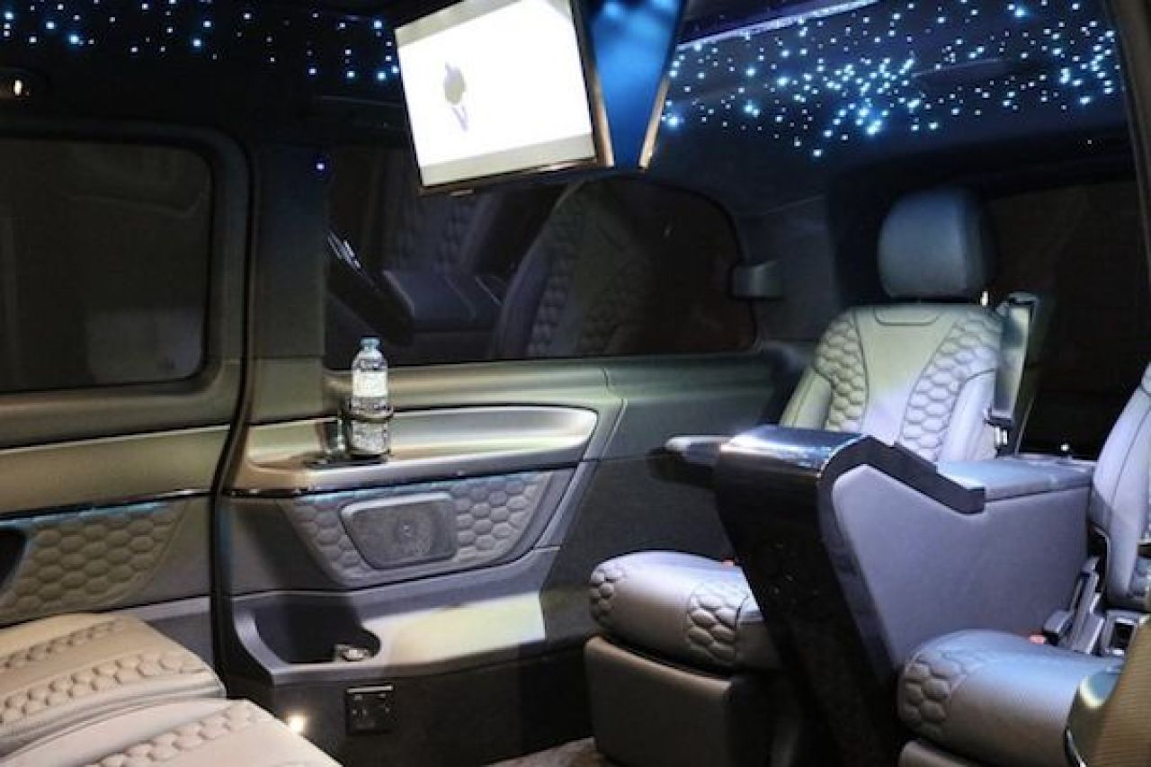 Harry Kane conduce un living pe roti! Si-a pus canapea, wi-fi si Playstation in masina. Cum arata vehiculul sau: FOTO_3