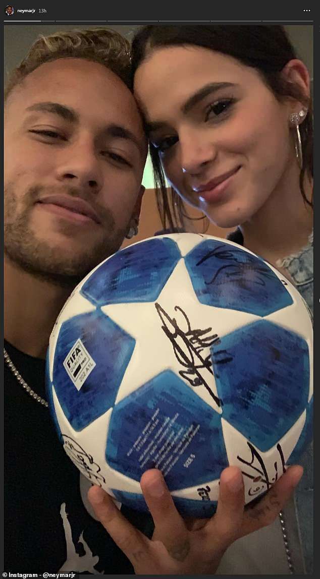 Neymar a anuntat ca se INSOARA! Cum arata femeia care l-a impins sa faca pasul cel mare: