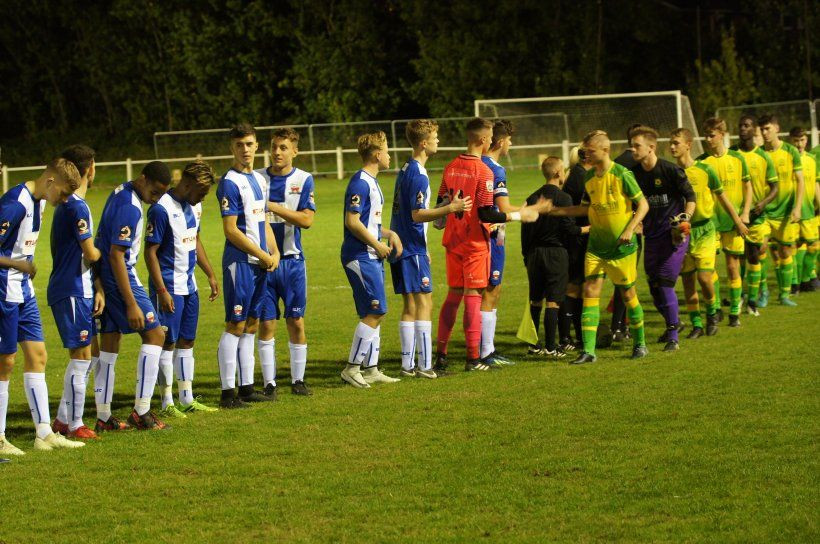 Dinamo - Foresta e istorie :) Meci DEMENTIAL in Cupa Angliei: gazdele conduceau cu 7-2 in minutul 62, dar au pierdut! Scorul ireal cu care s-a terminat partida