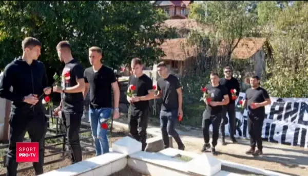 Ziua cea mai trista la Dinamo: 18 ani de la moartea Unicului Capitan! Banner-ul afisat de fani la mormantul lui Hildan