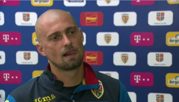 Tamas, pus pe glume:
