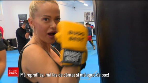 Anda Adam a luat lectii de kick-boxing de la Andrei Stoica! Va fi in galeria lui Stoica in lupta cu furia Albaniei