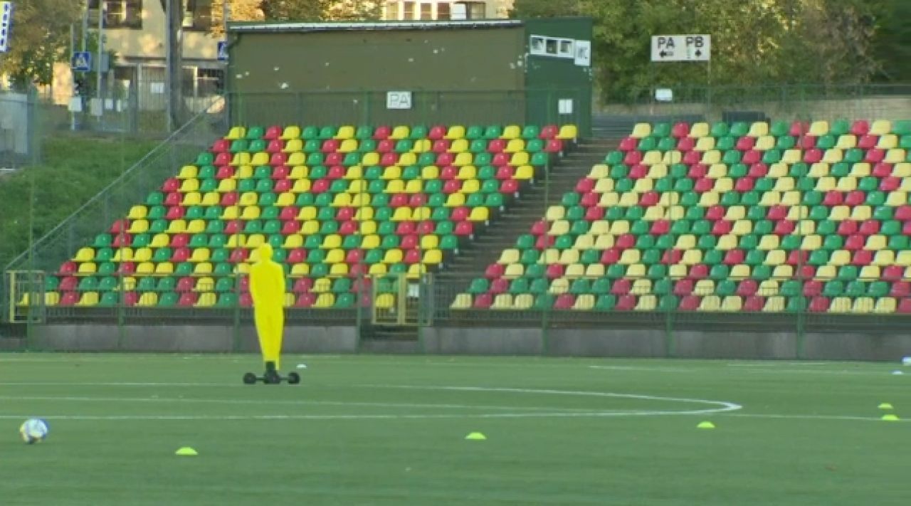 GALERIE FOTO: Cum arata stadionul de 5000 de locuri pe care Romania joaca meciul cu Lituania, joi, in direct la PRO TV_3