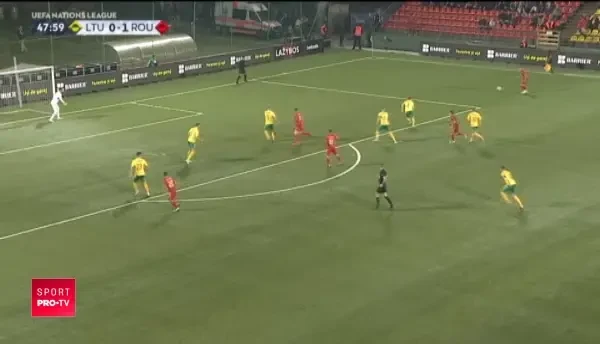 Mia Khalifa nu a uitat de unde a plecat! Fosta actrita vinde obiectul cu care a scris istorie in industria filmelor pentru adulti! Ce vrea sa faca cu banii_14