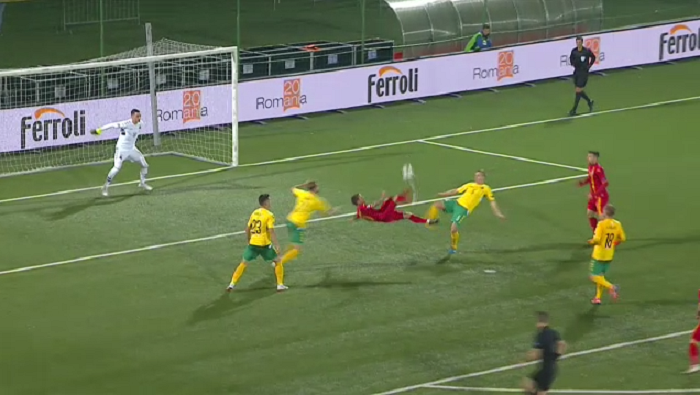 ROMANIA LA MAXIM! Gol in minutul 90+3 si duminica ne batem pentru primul loc in grupa: Lituania 1-2 Romania! VIDEO_7