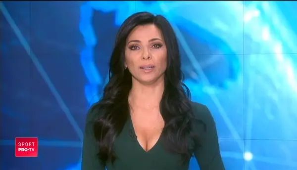 Oare asa se duce si la ALTAR? Elettra Lamborghini, aparitie ULUITOARE in lenjerie intima de culoare ALBA. Ii lipseste doar rochia de MIREASA!_2