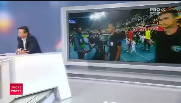 Nici nu zici ca are 48 de ani! Carmen Electra, intr-o forma de zile mari! Fotografia care i-a innebunit pe fani_9