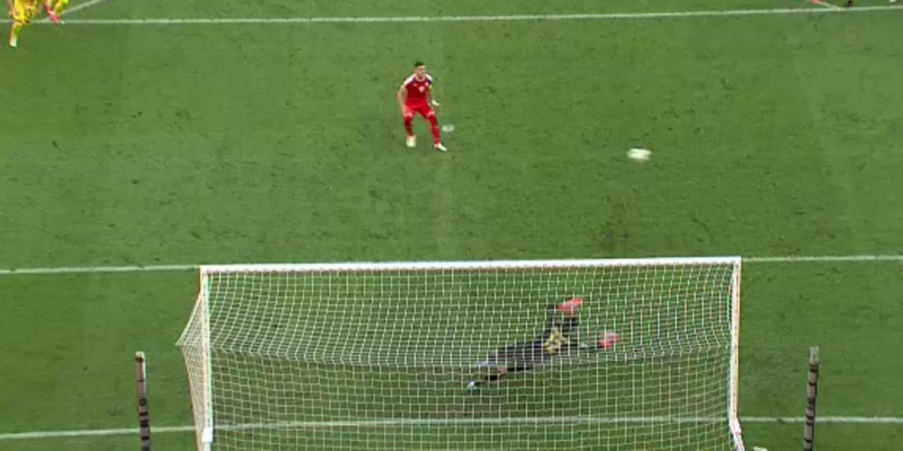 ROMANIA 0-0 SERBIA | ROSU SEC pentru Tamas! TATARUSANU, EROU! Romania a REZISTAT in 10 impotriva Serbiei! AICI toate fazele meciului_6