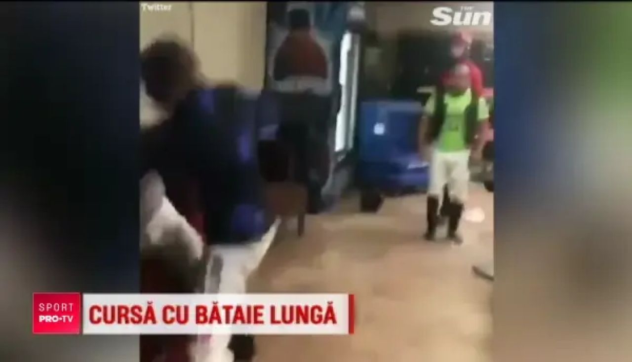 Emotii URIASE pentru Papp: un adversar a intrat sa-l RUPA! Craiova, victorie clara cu Swarovski Tirol: Koljic si Cicaldau au marcat_2