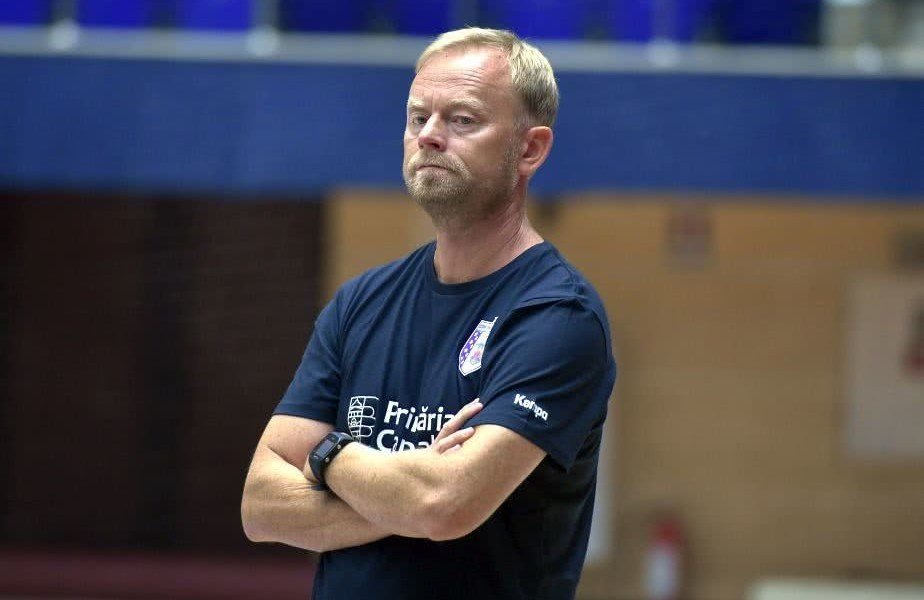 CSM Bucuresti a ramas fara antrenor! Magnus Johannson, dat afara dupa perioada dezastruoasa! Cine ii ia locul