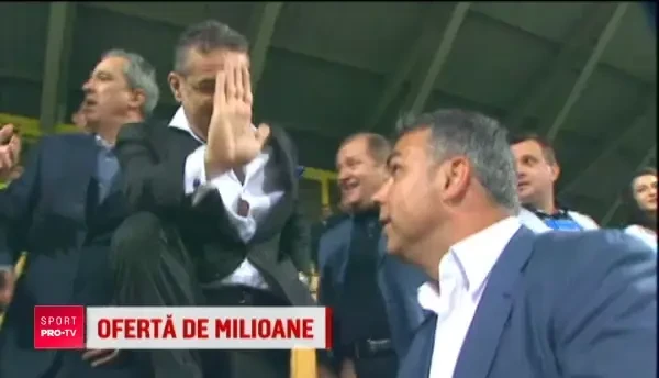 Becali, oferta cat China pentru Cosmin Olaroiu