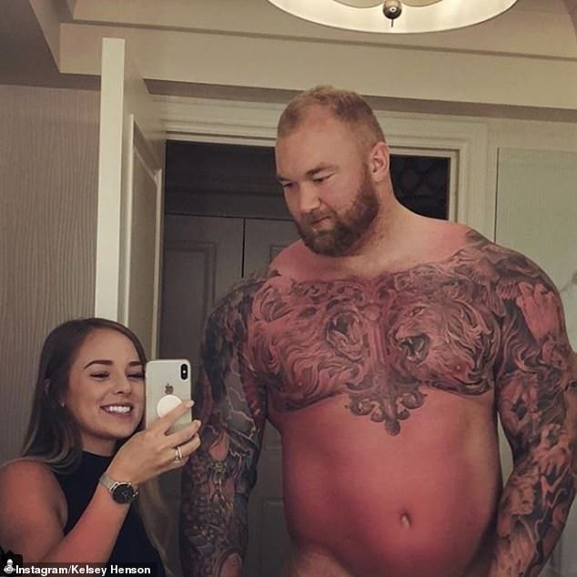 MUNTELE din Game of Thrones s-a insurat! Cum arata femeia care este cu jumatate de metru mai mica decat el! FOTO_3