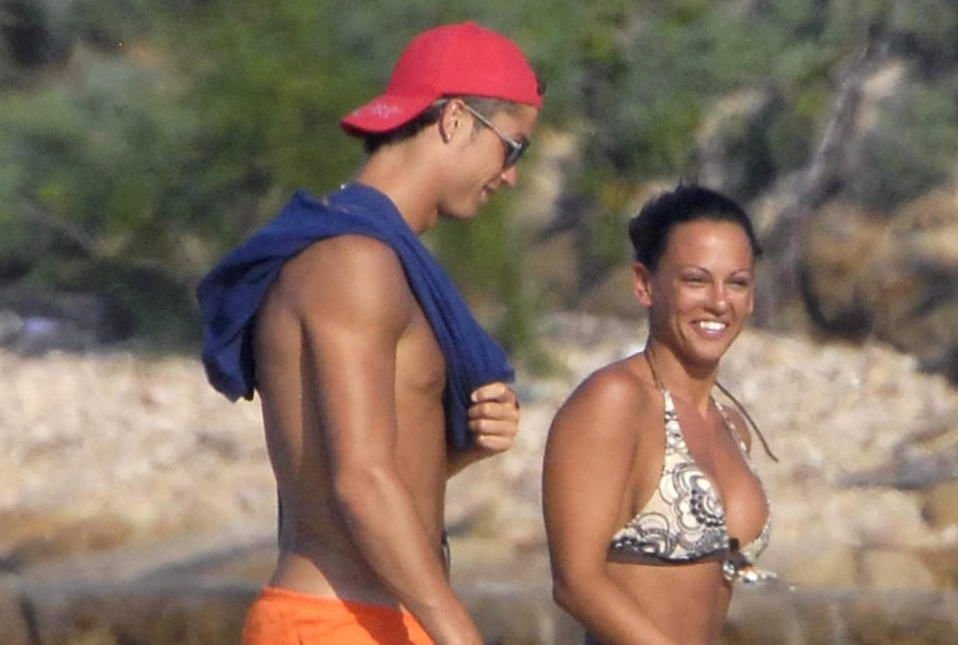 Fostele sar in apararea lui Ronaldo: Nu e un tip agresiv in pat! Femeia care vrea sa depuna marturie