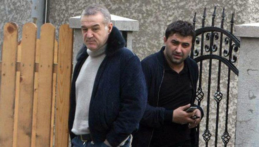 Becali are toate sansele sa ii intreaca pe Zamparini si Savvidis, pistolarul lui PAOK! Patronul FCSB i-a uimit pana si pe turci: Baskanul isi face soferul antrenor