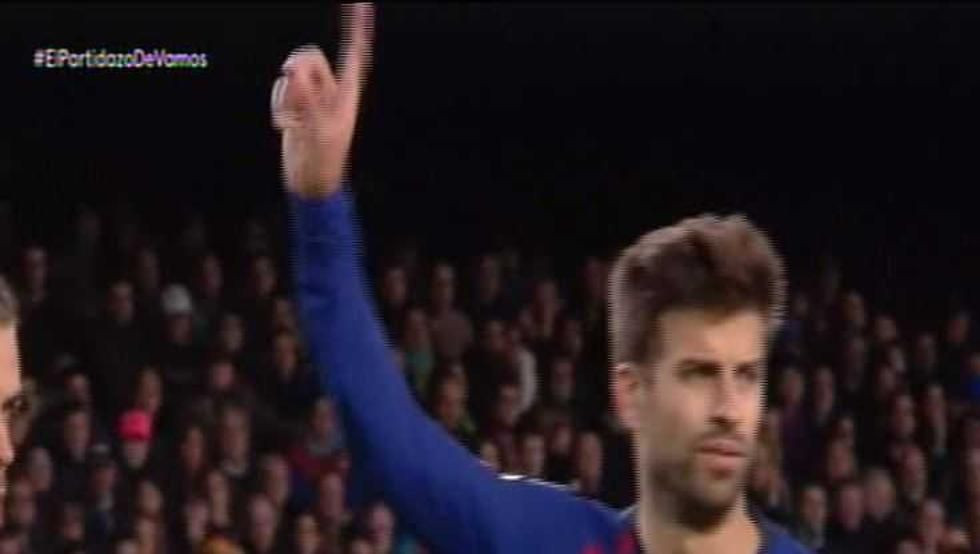 VIDEO | Momentul care a trecut neobservat in El Clasico! Gestul superb facut de Pique pentru rivalul Sergio Ramos