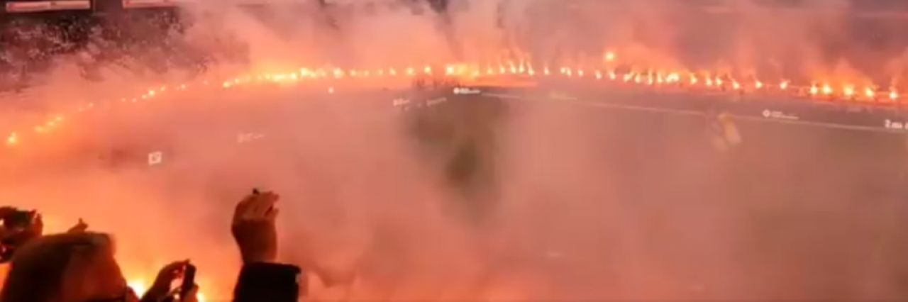 Cel mai frumos ADIO! Ce au facut fanii inainte ca stadionul sa fie daramat_1